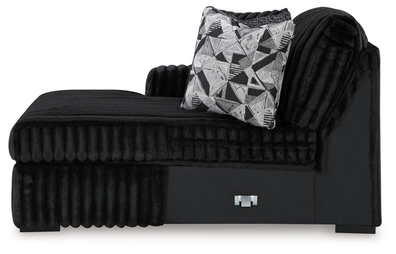 Midnight-Madness 3-Piece Sectional with Chaise