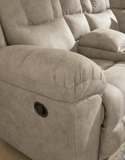 Ravenswaye 3-Piece Reclining Sectional