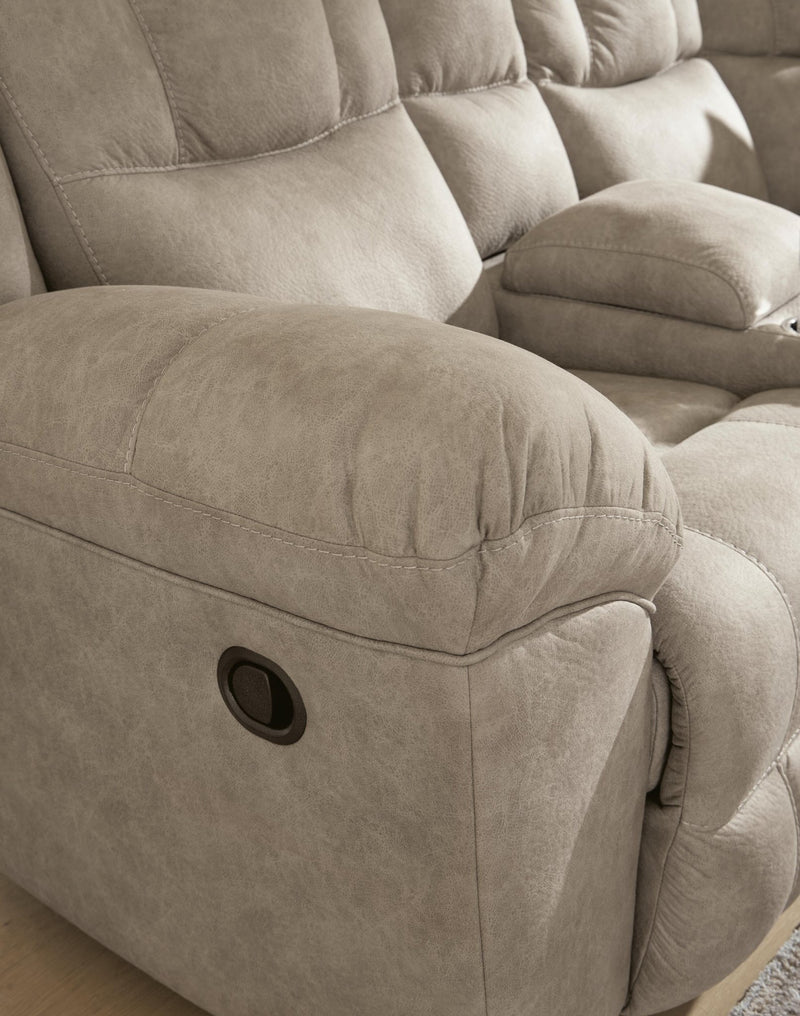 Ravenswaye 3-Piece Reclining Sectional