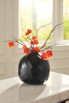 Ryanford Vase - Berre Furniture