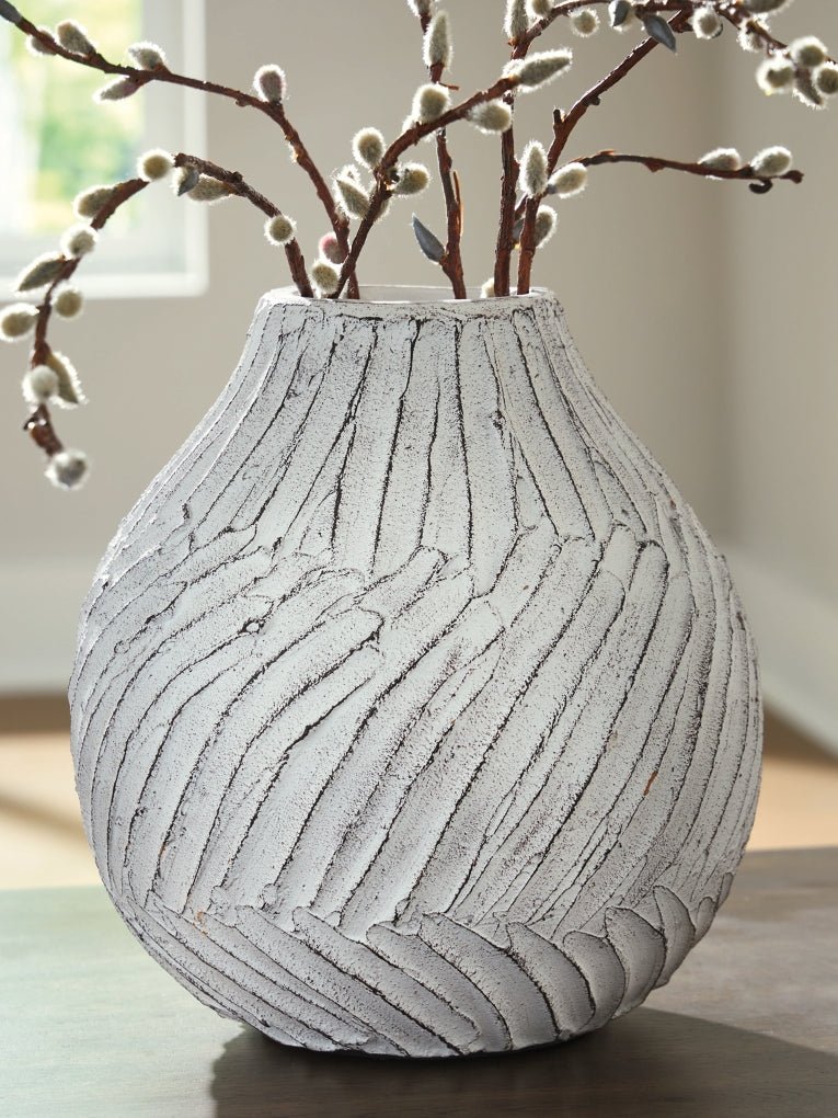 Shelvie Vase - Berre Furniture