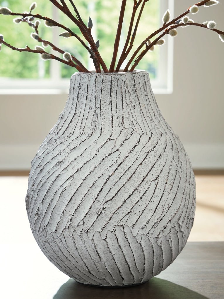 Shelvie Vase - Berre Furniture