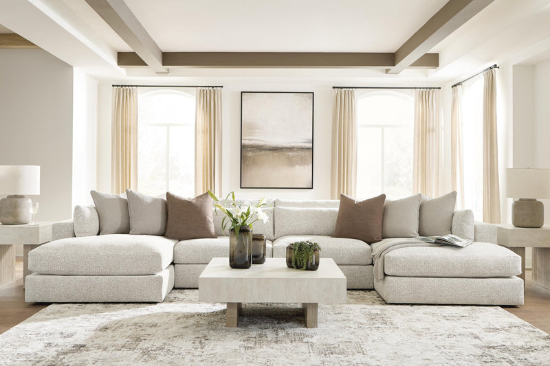 Stonecroft Manor 4-Piece Double Chaise Sectional