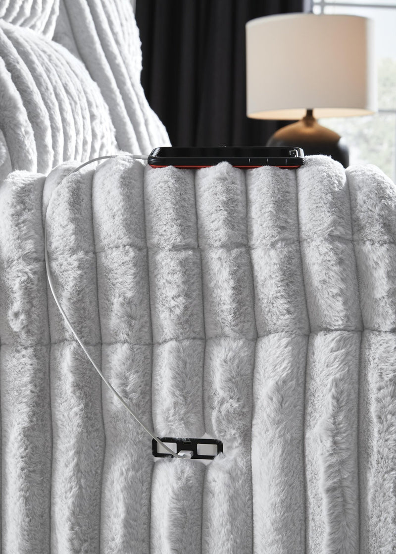Technique Zero Wall Power Recliner
