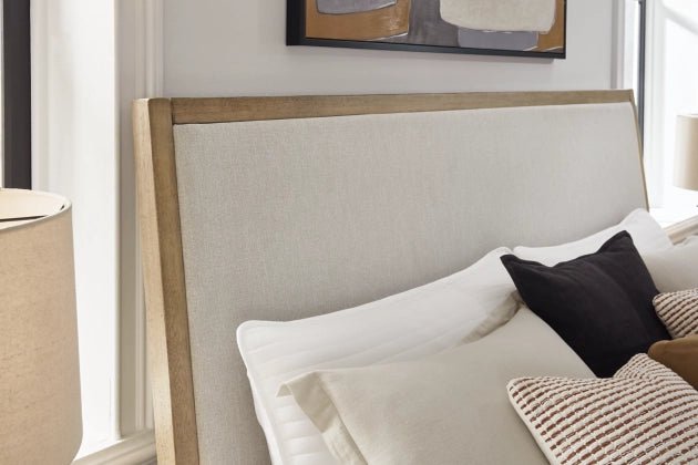 Tomtyn Queen Upholstered Bed Frame - Berre Furniture