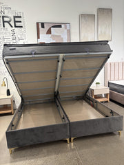 Vesta King Bed