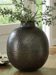 Woody Vase - Berre Furniture