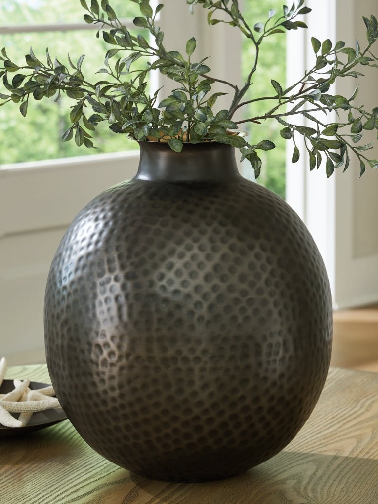 Woody Vase - Berre Furniture