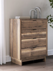 Zadilyn Drawer Chest - Berre Furniture