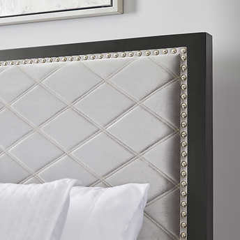 DIAMOND Bed