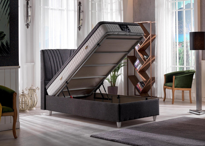 LIVINA Bed