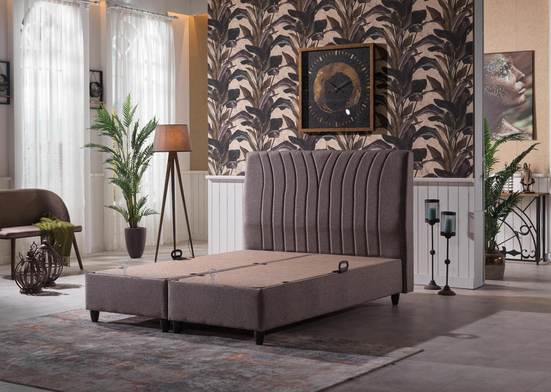 LIVINA Bed