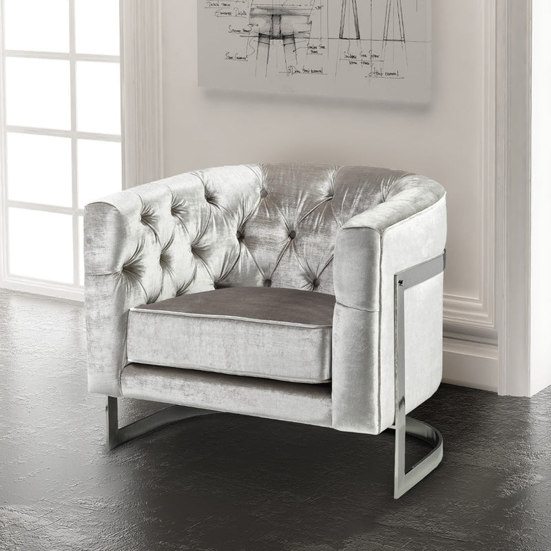PINNACLE Armchair